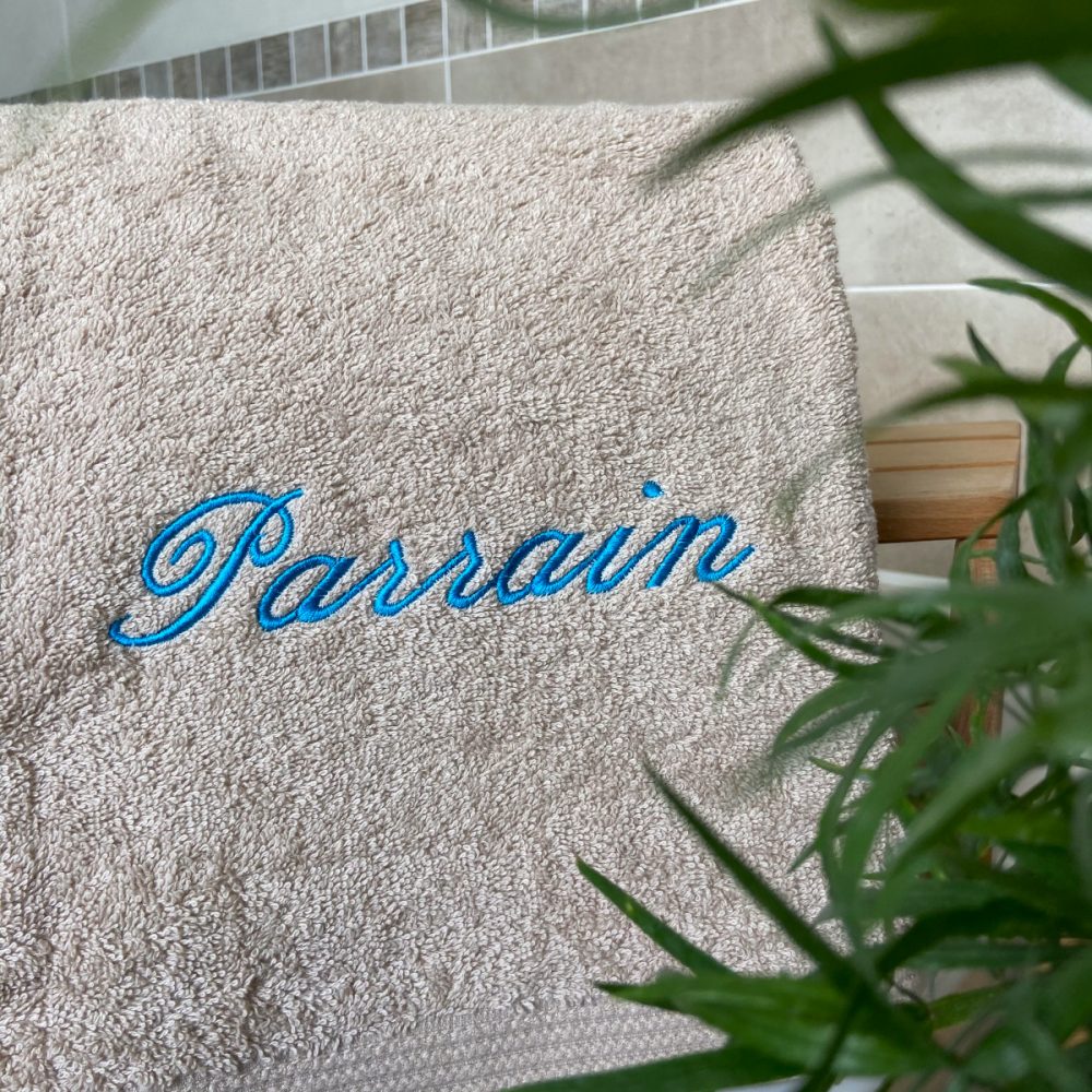 Serviette « Chic » personnalisée avec un prénom – Image 6